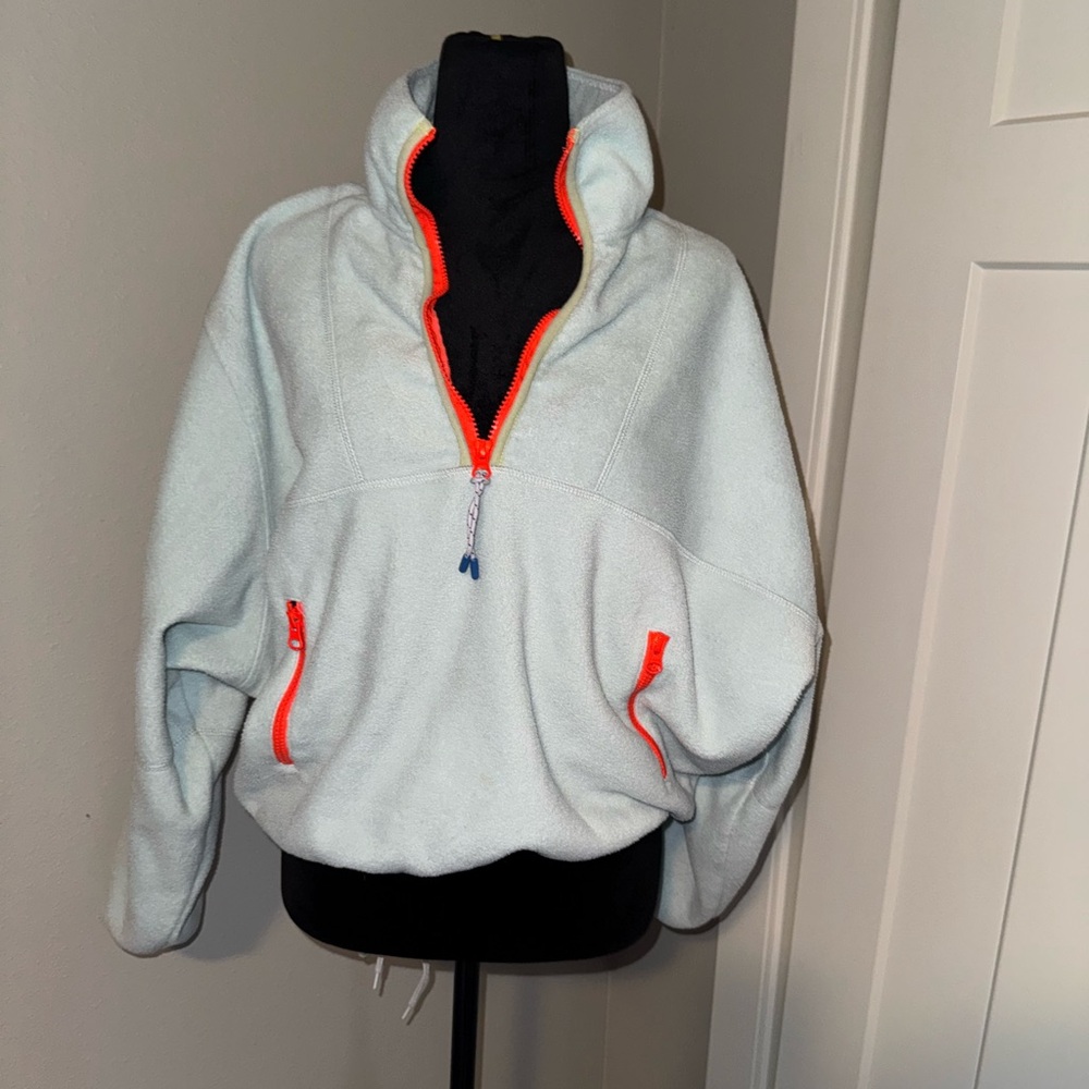 Urban Outfitters Small Fleece Half Zip Pllover